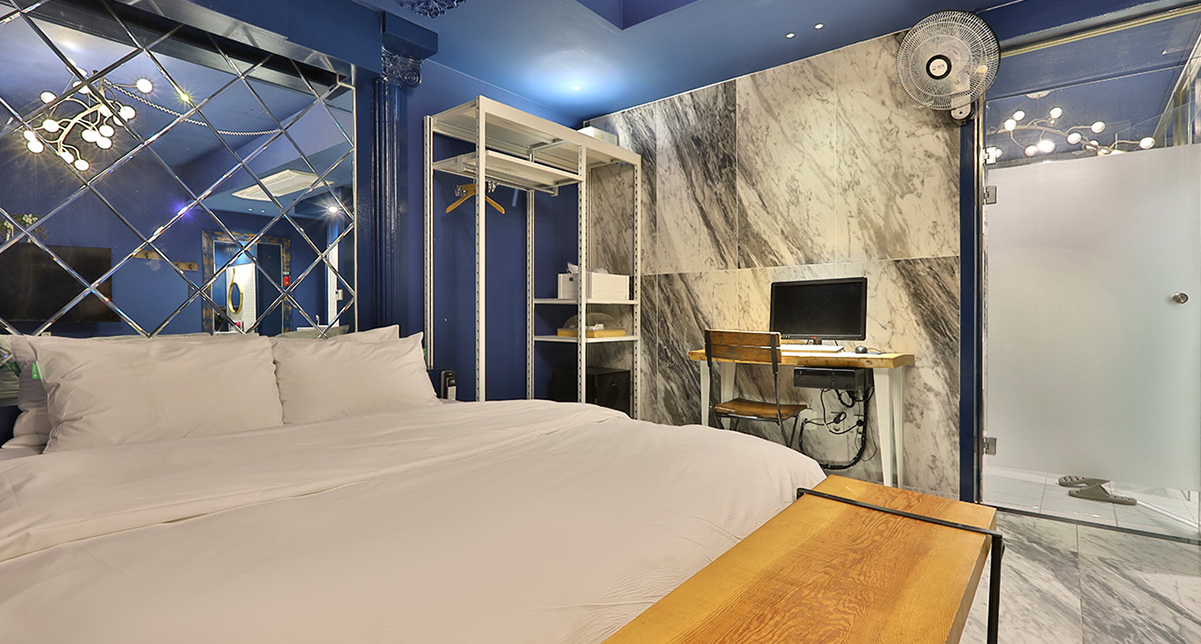 Premium Suite