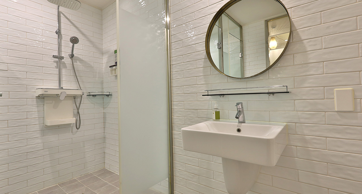 Premium Suite Twin