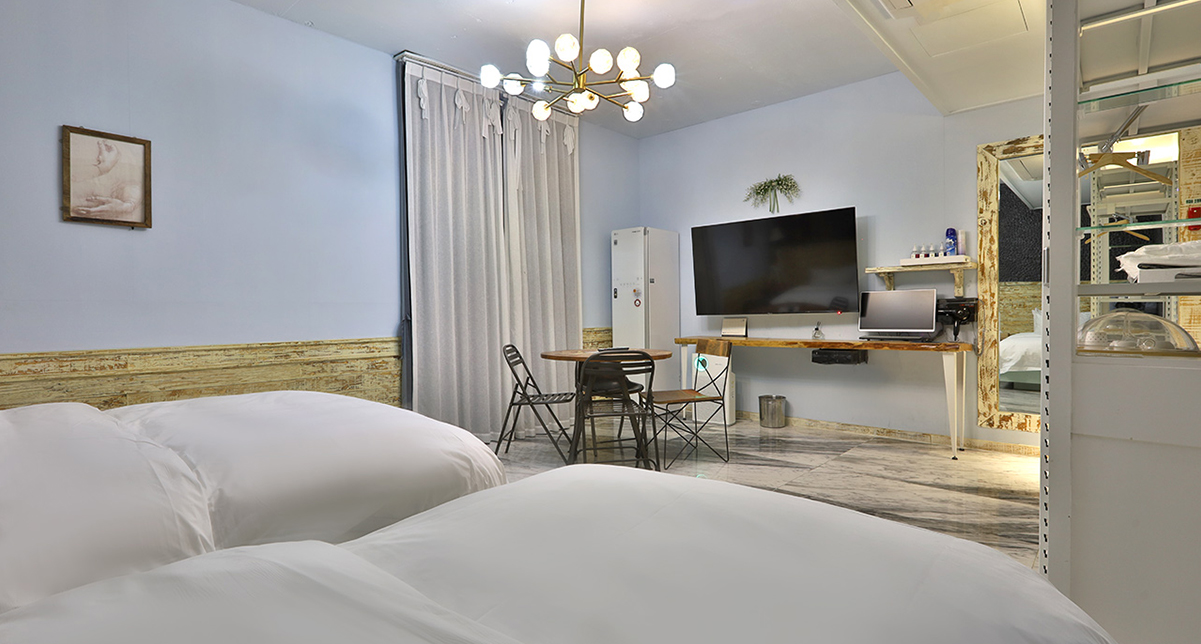 Premium Suite Twin