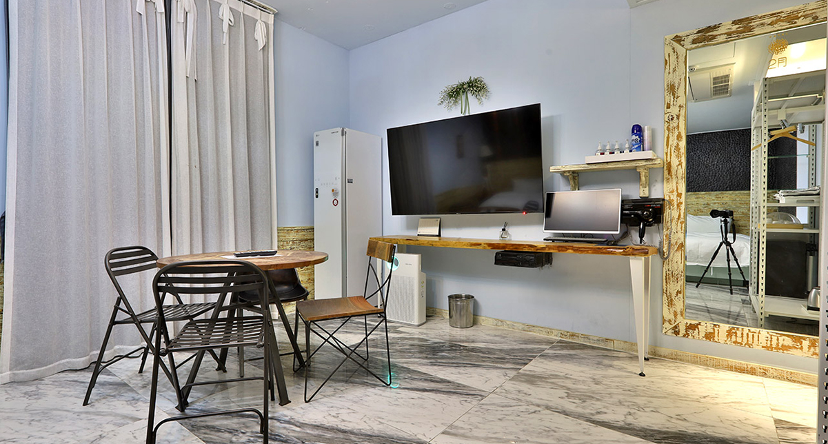 Premium Suite Twin
