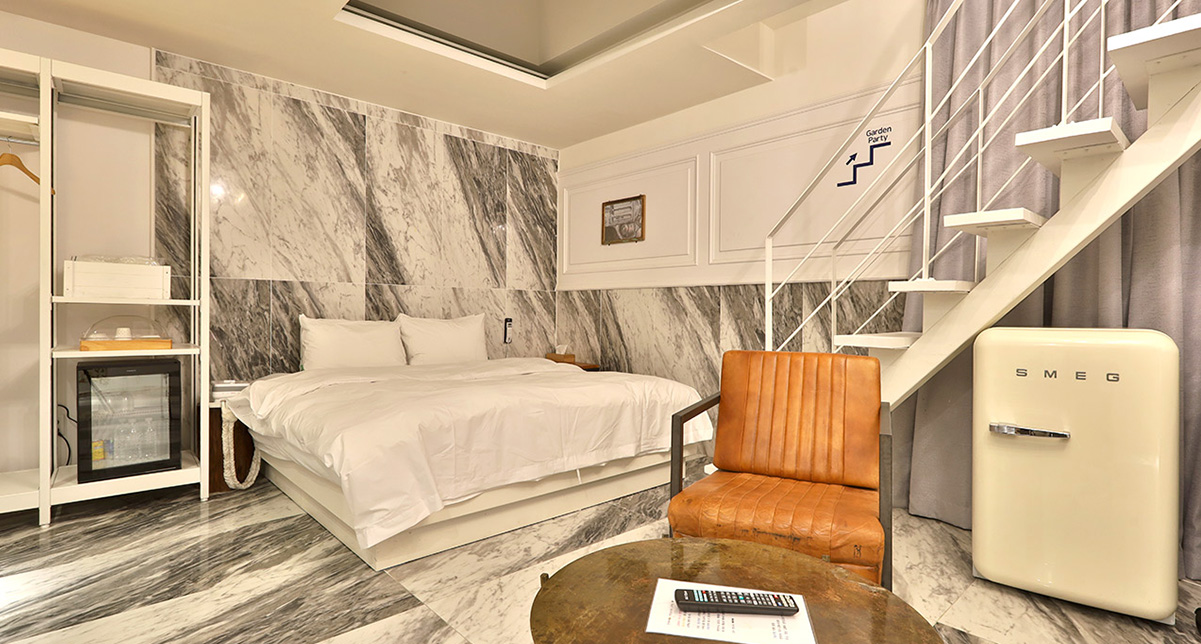 Rooftop Suite