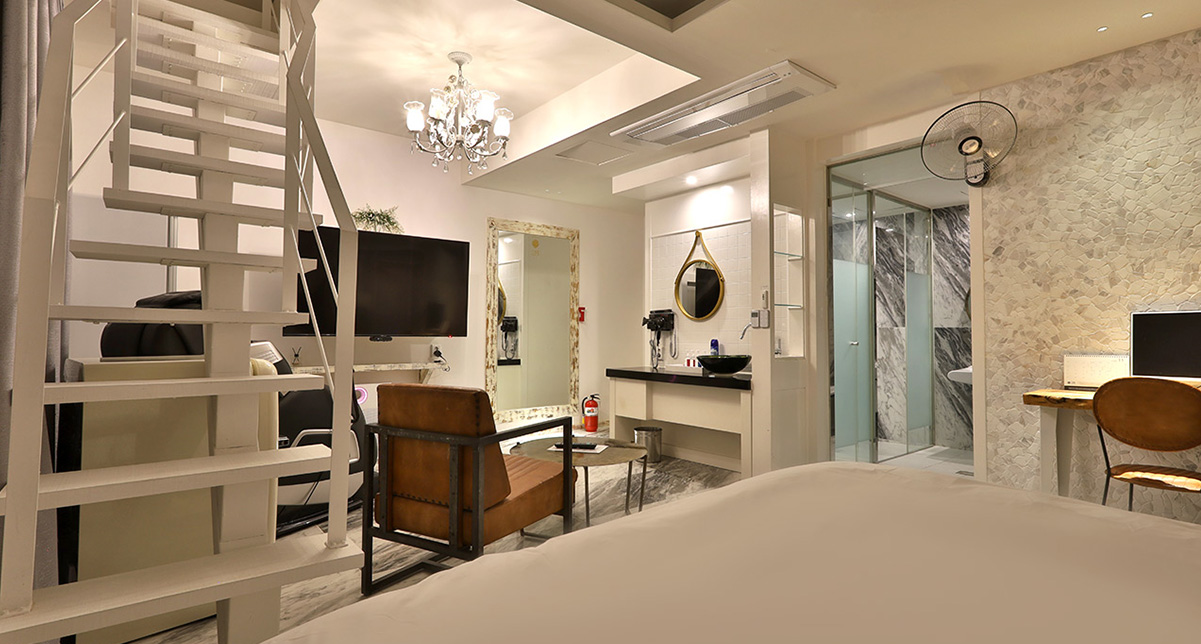 Rooftop Suite